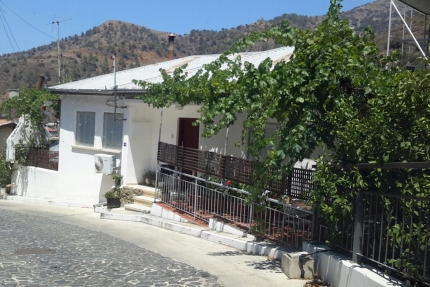Деревня Калопанайотис на Кипре
