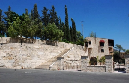 Hadjiantonas (Kolas) Winery