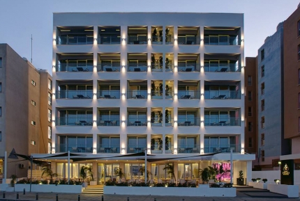 The Ciao Stelio Deluxe Hotel