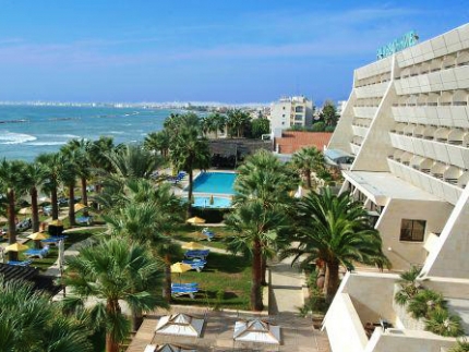 Отель Palm Beach в Ларнаке