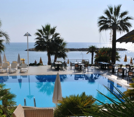 Отель Palm Beach в Ларнаке