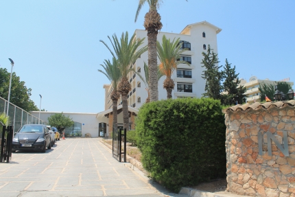 Отель Sandy Beach в Ларнаке